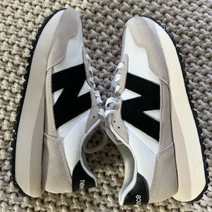 NWT New Balance 237